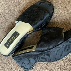 90s style platform shoe